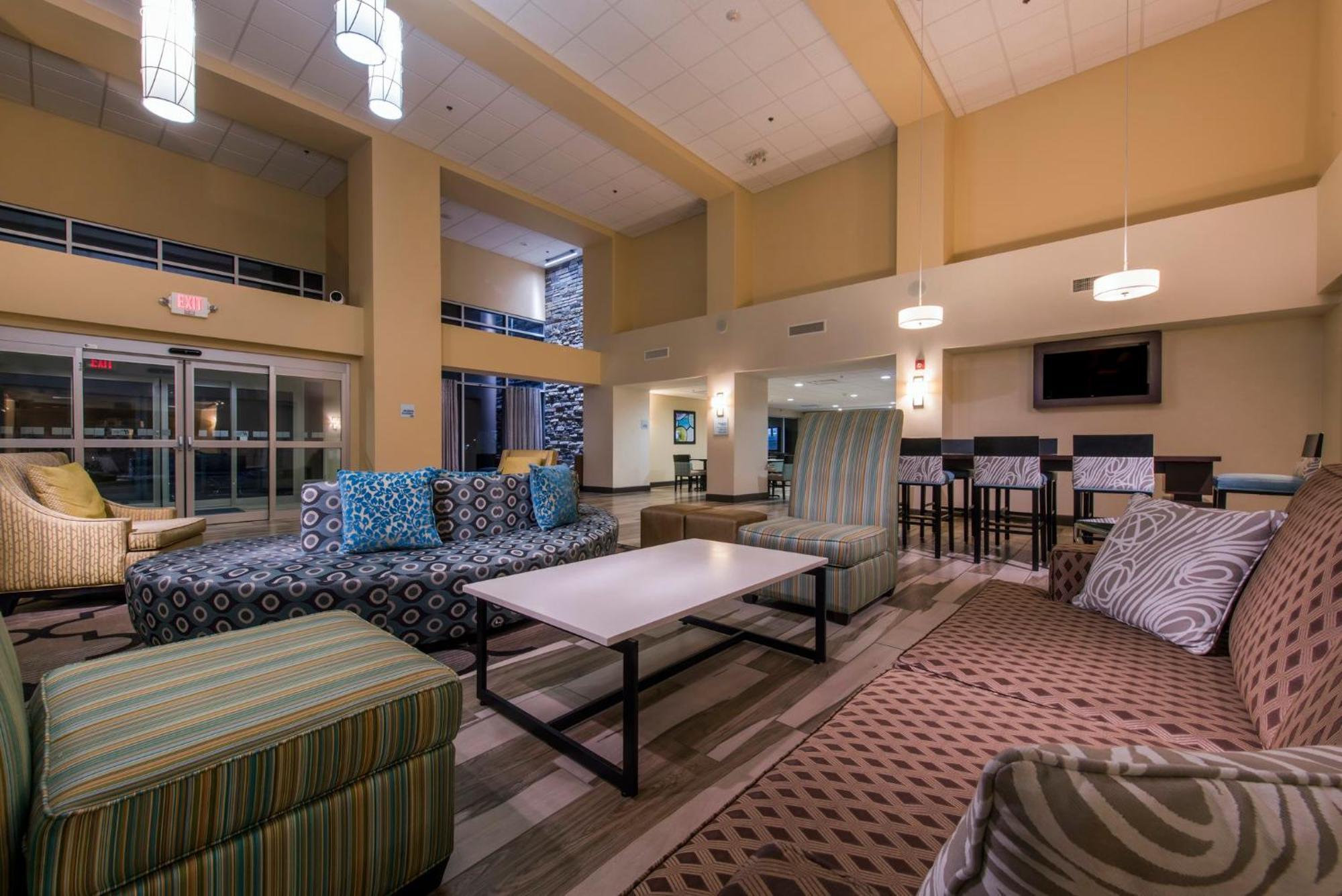 Holiday Inn Express & Suites Colorado Springs Central By Ihg Exterior foto